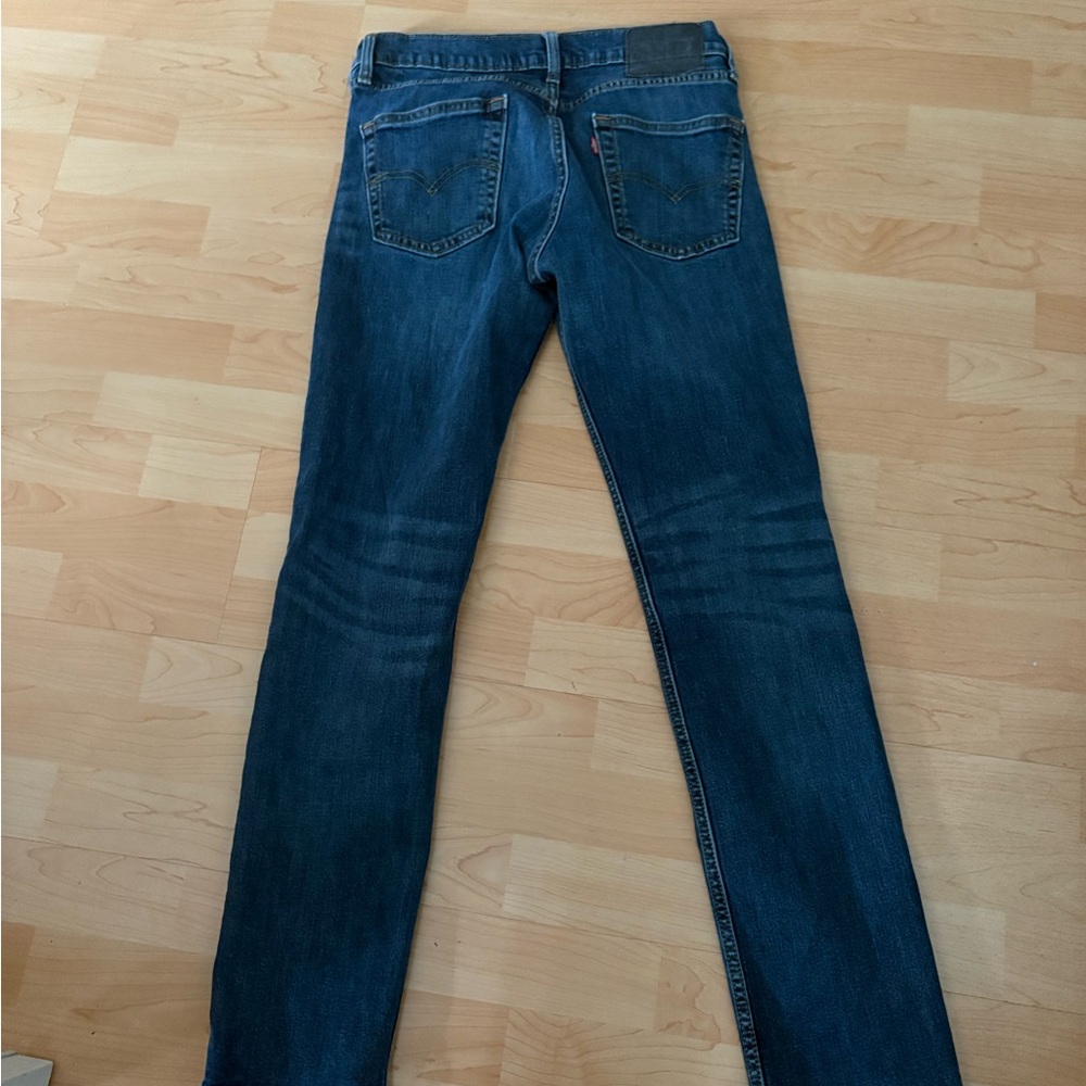 Levi’s men’s skinny jeans. 31x32